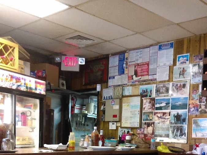 La Viña Aragon Restaurant y Cafeteria interior